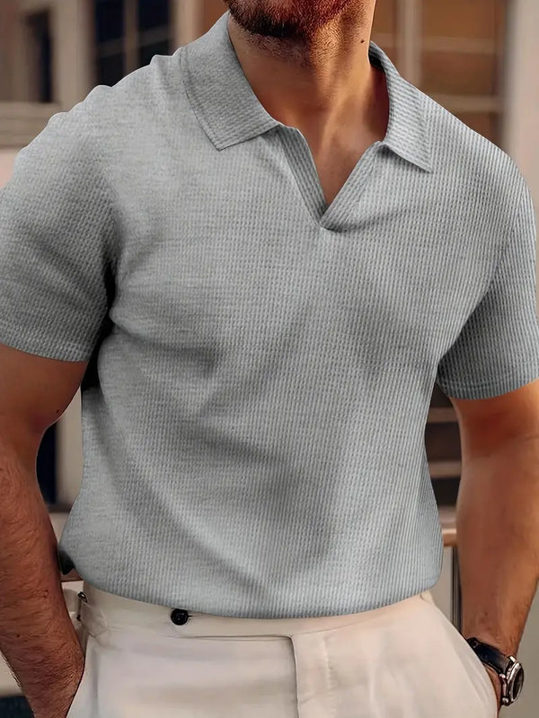 Homme Polo en Maille Côtelée à Col Ouvert – Léger & Élégant