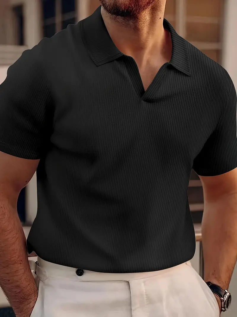 Homme Polo en Maille Côtelée à Col Ouvert – Léger & Élégant