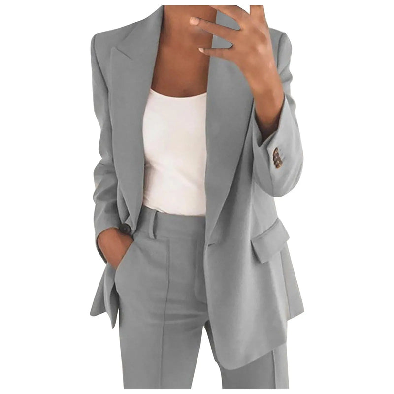 Ensemble tailleur pour femmes avec blazer et pantalon de couleur unie