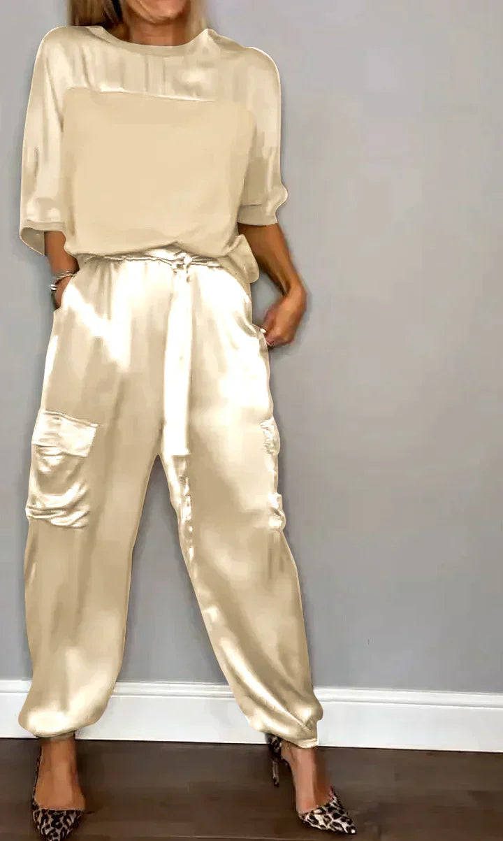 Katja - Combinaison en satin lisse avec haut mi-long et pantalon pour femme